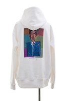 麒麟・田村のフーディ。