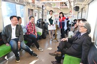 「秋だ！京都だ！鉄道だ！京阪ミステリーツアーSP」のワンシーン。(c)ABCテレビ