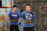 （左から）長谷川穂積、和牛・水田。(c)フジテレビ