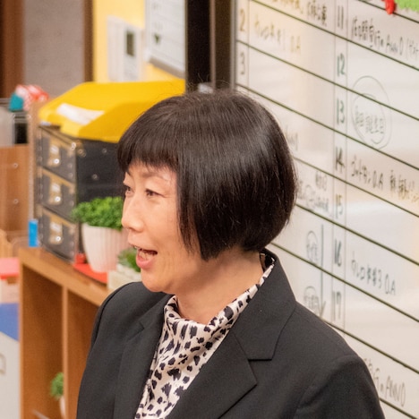 第3話ゲストの峯村リエ。