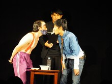 （手前左から）ななまがり森下、トンツカタン森本と、鳥山大介（後方）。(c)テレビ朝日