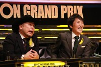 （左から）ハリウッドザコシショウ、千原ジュニア。(c)フジテレビ