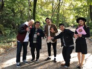 （左から）キャイ～ン、ますだおかだ、増田紗織アナ。(c)ABCテレビ