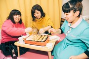 「たこパで座談会」の様子。