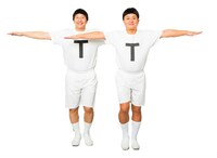 TT兄弟に扮するチョコレートプラネット。