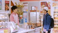 Indeedの新CM「コンビニ」編（ジャルジャルバージョン）より。