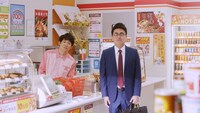 Indeedの新CM「コンビニ」編（銀シャリバージョン）より。