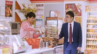 Indeedの新CM「コンビニ」編（銀シャリバージョン）より。