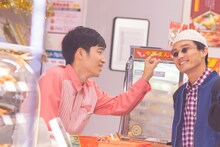 CM撮影中のジャルジャル。