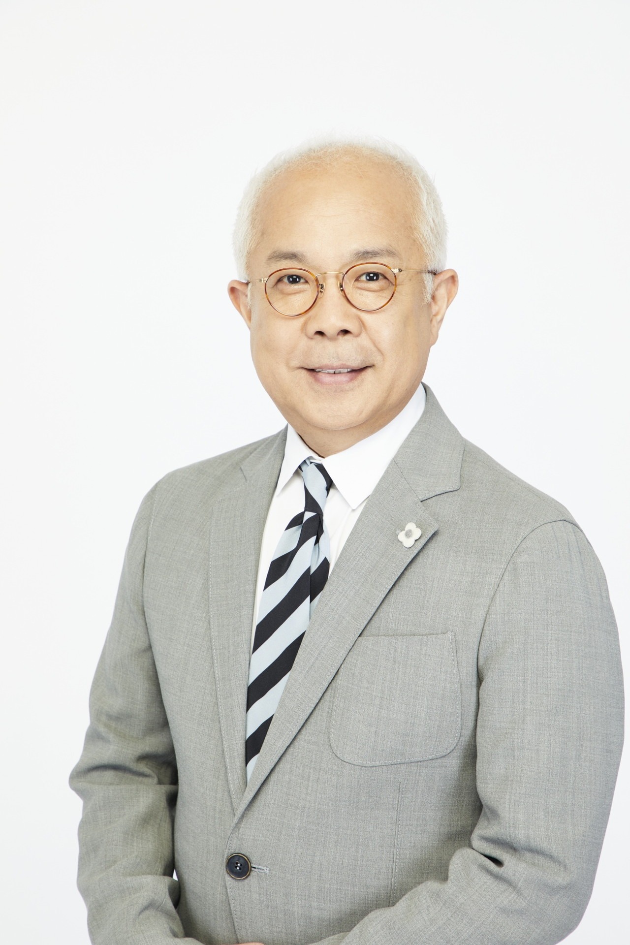 小堺一機