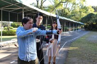 「冒険発掘バラエティ 霜降り明星のあてみなげ」より。(c)静岡朝日テレビ