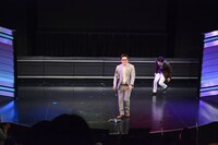 登場時のマユリカ。