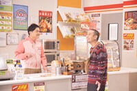 CM撮影中の千鳥。