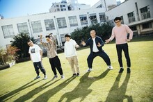 「シソンヌ×ハナコ」グラビア