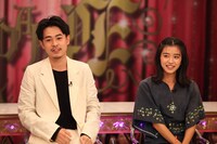 （左から）成田凌、黒島結菜。