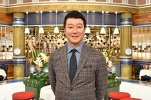 「人生最高レストラン」新MCの加藤浩次。(c)TBS