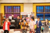 次回の生放送を告知する一同。