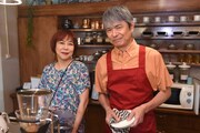 左から椿鬼奴、升毅。(c)日本テレビ
