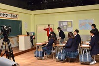 「3年オエー組」の収録中の様子。