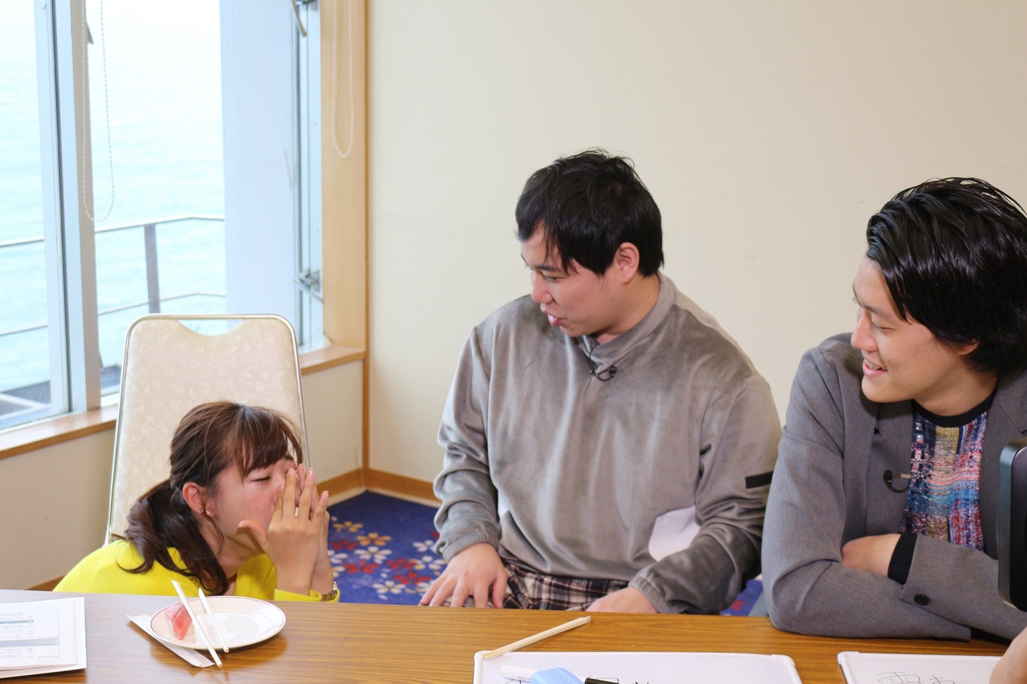 「冒険発掘バラエティ 霜降り明星のあてみなげ」のワンシーン。(c)静岡朝日テレビ