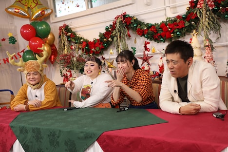 （左から）千鳥ノブ、渡辺直美、新川優愛、博多華丸。(c)テレビ朝日