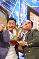 「M-1グランプリ2019」王者のミルクボーイ。