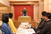 「春風亭昇太のとっておきの1本 ～今宵のつまみはBS笑点ドラマSP～」のワンシーン。