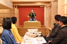 「春風亭昇太のとっておきの1本 ～今宵のつまみはBS笑点ドラマSP～」のワンシーン。