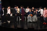 「芸人夕方座談会『You gatta talk?』」の様子。