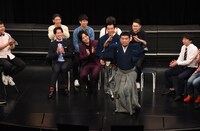 「芸人夕方座談会『You gatta talk?』」の様子。