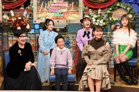 「超踊る！さんま御殿!!サンタ美女が大騒ぎ!超豪華有名人の聖夜祭」のワンシーン。(c)日本テレビ