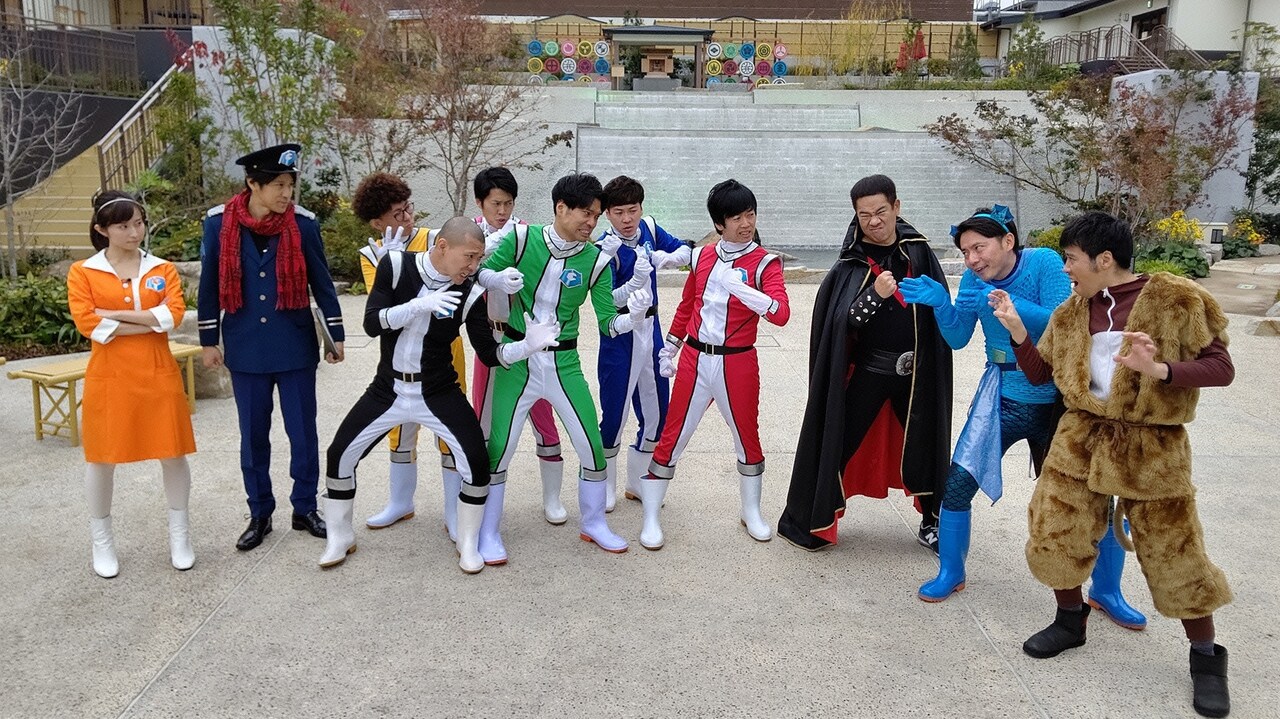 「次世代お笑い戦隊ギャグレンジャー ～レジェンドギャガーを打ち破れ!!～」のワンシーン。(c)読売テレビ