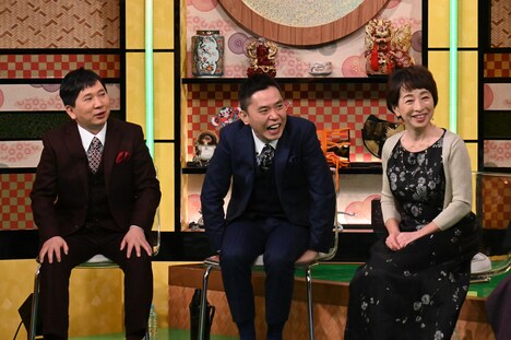 （左から）爆笑問題、阿川佐和子。(c)テレビ朝日
