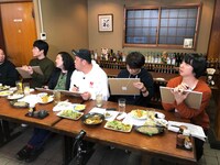 「超ハッピー！酔いどれお笑い王決定戦」の様子。