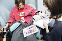 ネイルを体験するりんこ。。