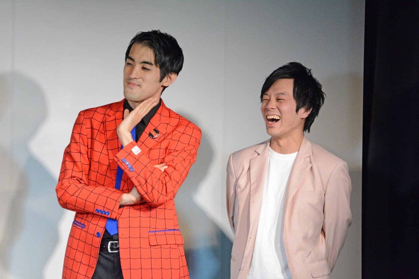 左からさすらいラビー中田、ストレッチーズ高木。