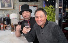 左から髭男爵・山田ルイ53世、竹原慎二。