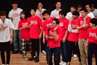 「もっともっとも～～～っとマンゲキカウントダウン2019→2020」の様子。