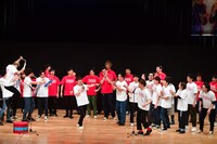 「もっともっとも～～～っとマンゲキカウントダウン2019→2020」の様子。