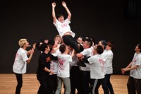 「もっともっとも～～～っとマンゲキカウントダウン2019→2020」の様子。