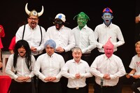 「もっともっとも～～～っとマンゲキカウントダウン2019→2020」の様子。