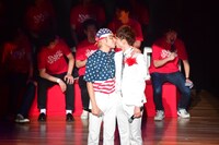 「もっともっとも～～～っとマンゲキカウントダウン2019→2020」の様子。