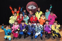 「逃走中～ワンチームvs新型ハンター～」の出演者たち。(c)フジテレビ