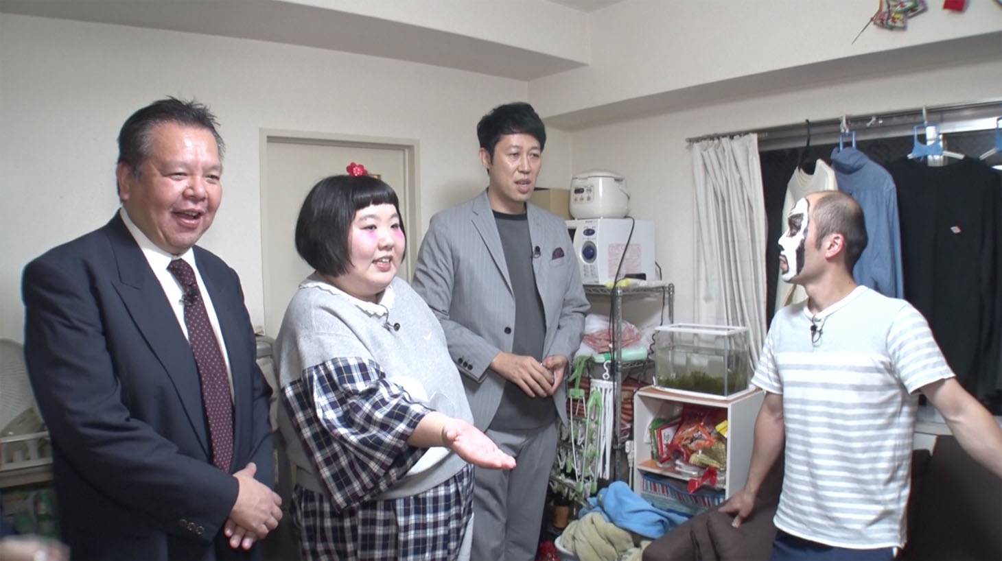 左から今別府直之、酒井藍、小籔千豊、もりすけ。(c)MBS