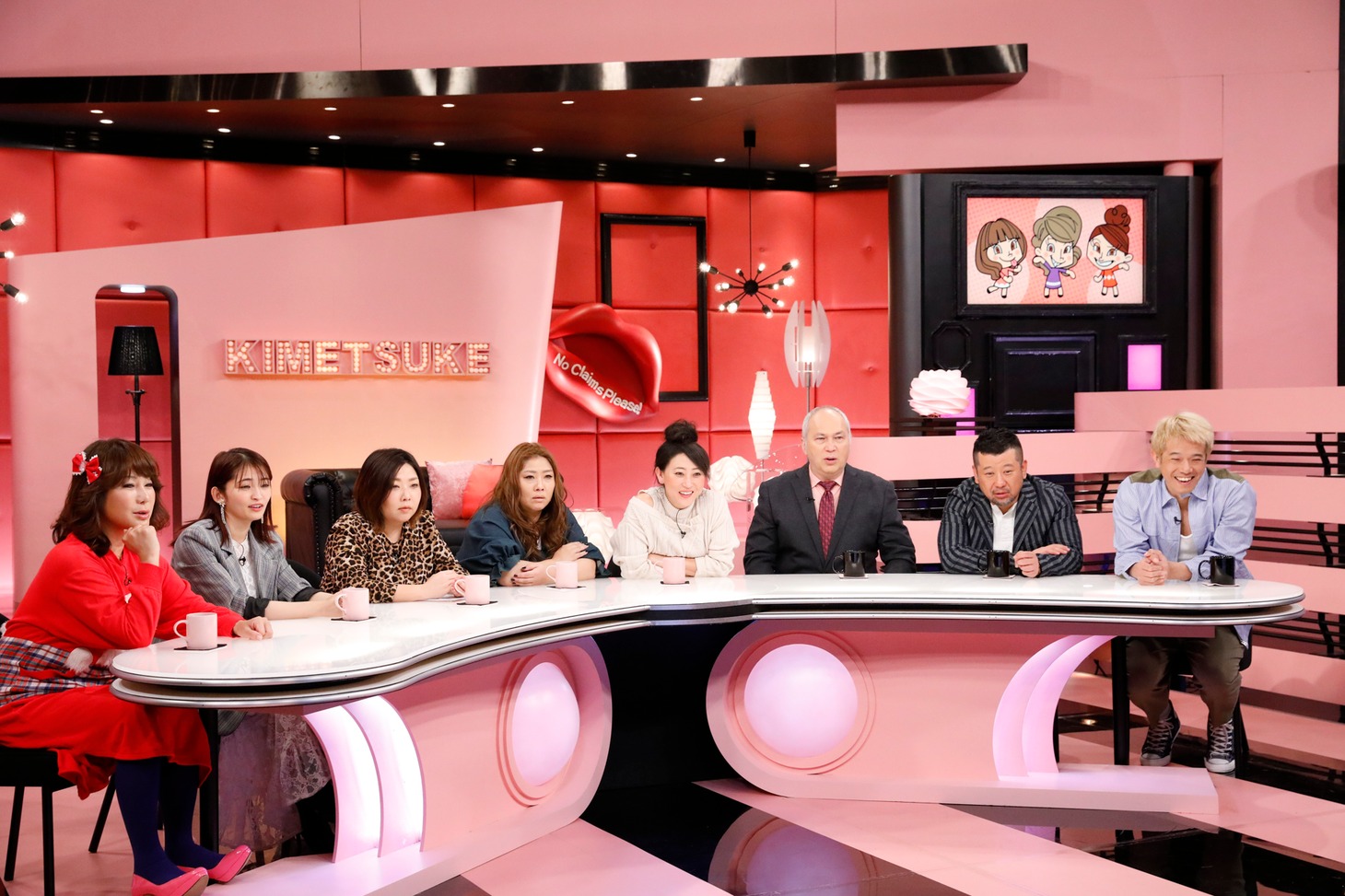 スタジオの様子。(c)関西テレビ