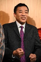 朗読劇「芸人交換日記」で小森隼の相方役を演じるナイツ塙。