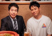 左から今田耕司、山下健二郎。