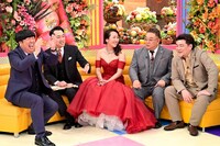 （左から）バナナマン、森谷真理、サンドウィッチマン。(c)TBS