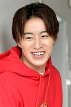 セフレのDくんを演じる富田健太郎。