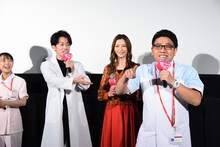 佐藤健に演技をほめられ喜ぶミキ昴生。